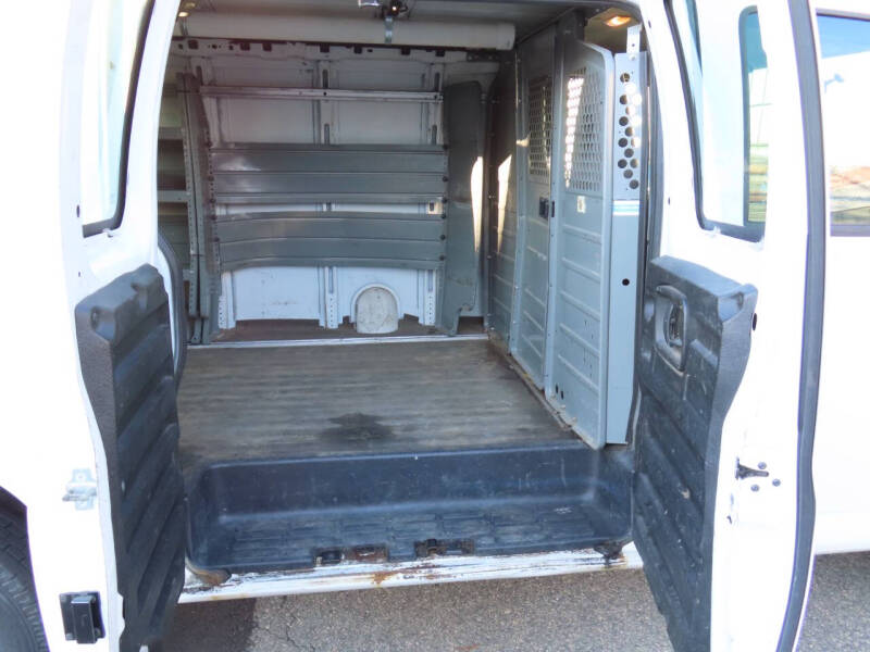 2017 GMC Savana 2500