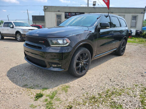 2019 Dodge Durango for sale at DEALER CONNECTED INC in Detroit MI
