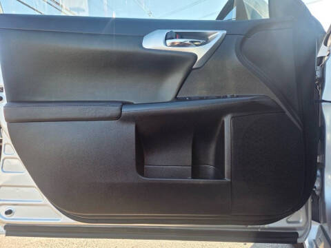 2013 Lexus CT 200h