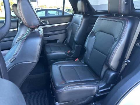 2018 Ford Explorer Sport