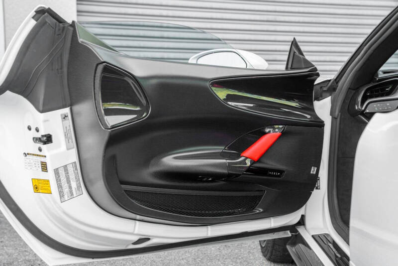 2022 Ferrari SF90 Stradale