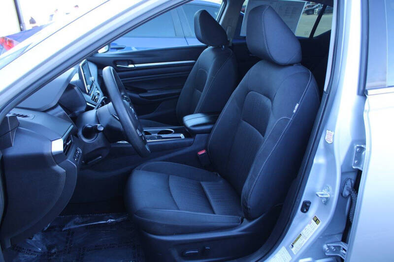 2021 Nissan Altima 2.5 SV