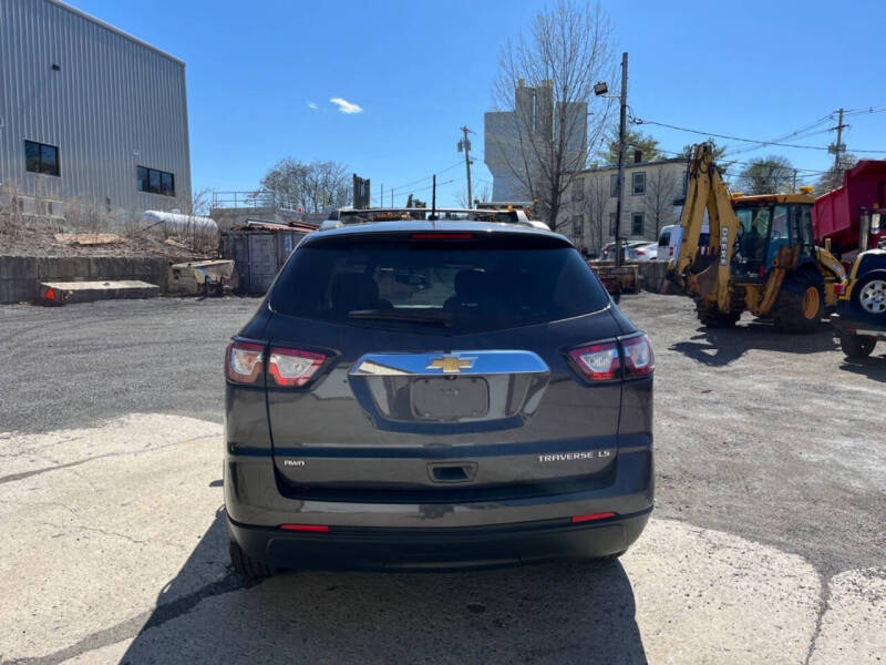 2014 Chevrolet Traverse LS