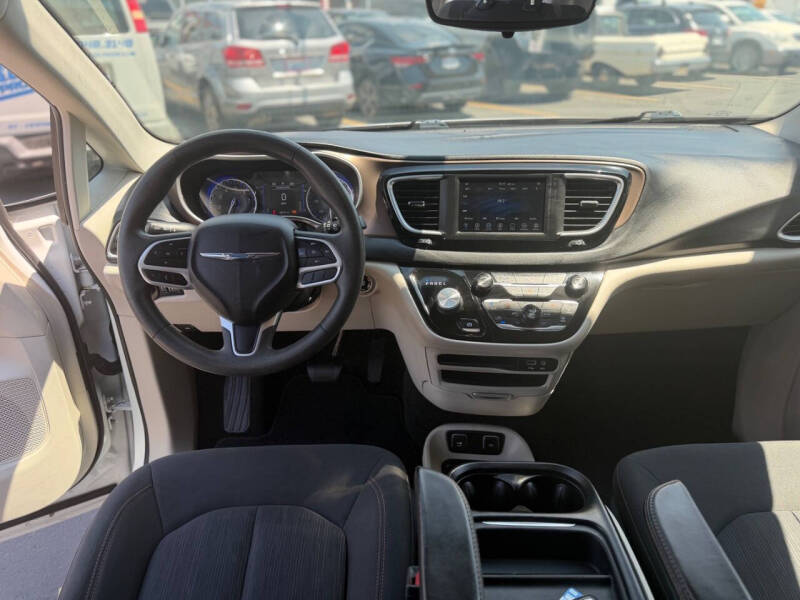 2018 Chrysler Pacifica Touring Plus