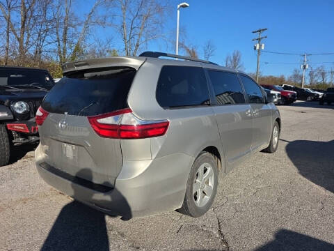2016 Toyota Sienna