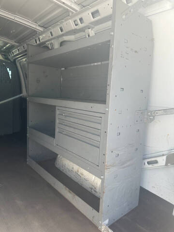 2022 Chevrolet Express 2500