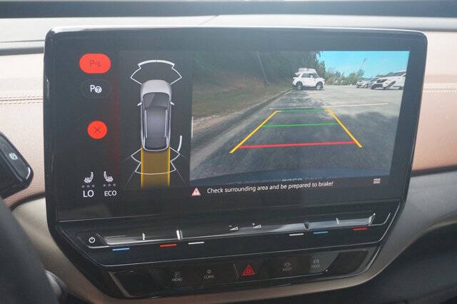 2023 Volkswagen ID.4 Pro