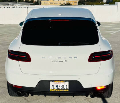 2015 Porsche Macan S