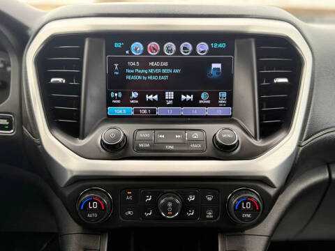 2017 GMC Acadia SLT-1