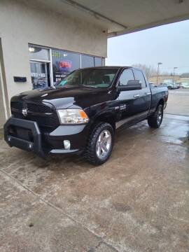 2014 RAM 1500 for sale at World Wide Automotive in Sioux Falls SD