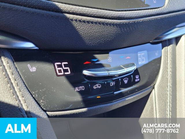 2022 Cadillac XT5 Luxury