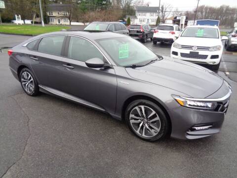 2018 Honda Accord Hybrid for sale at BETTER BUYS AUTO INC in East Windsor CT