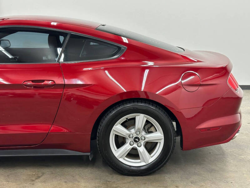 2015 Ford Mustang V6