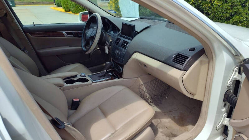 2009 Mercedes-Benz C-Class C 300 Luxury 4MATIC