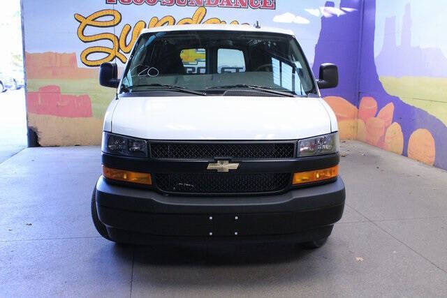 2025 Chevrolet Express 3500