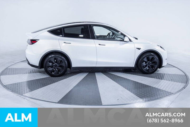 2025 Tesla Model Y Long Range