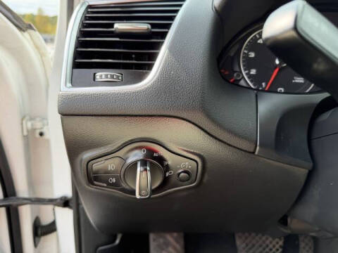 2017 Audi Q5 2.0T quattro Premium Plus