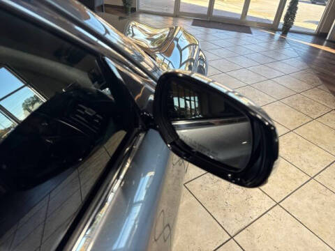 2016 Infiniti Q70 Hybrid