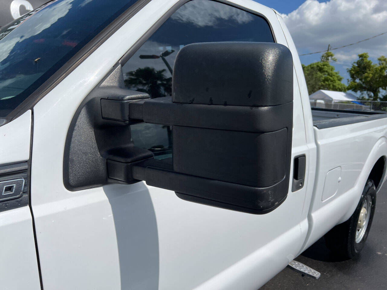 2016 Ford F-250 Super Duty  - $16,900