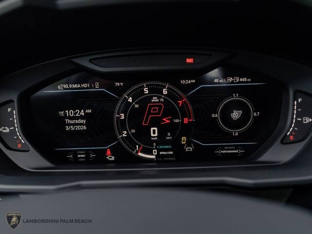 2025 Lamborghini Urus SE