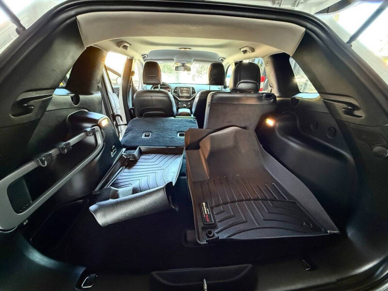 2018 Jeep Cherokee Latitude Plus