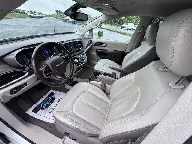 2019 Chrysler Pacifica Touring L