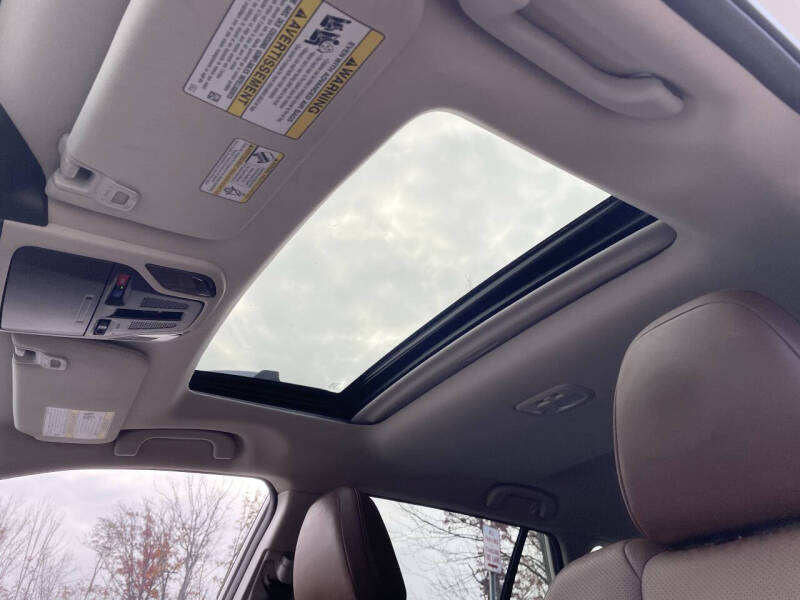 2024 Subaru Outback Touring XT