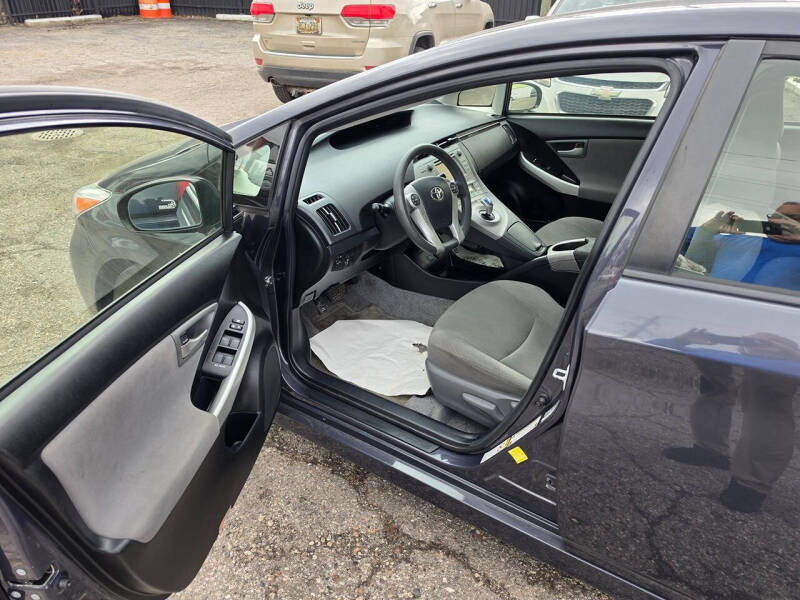 2014 Toyota Prius Two
