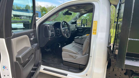 2015 Chevrolet Silverado 3500HD CC