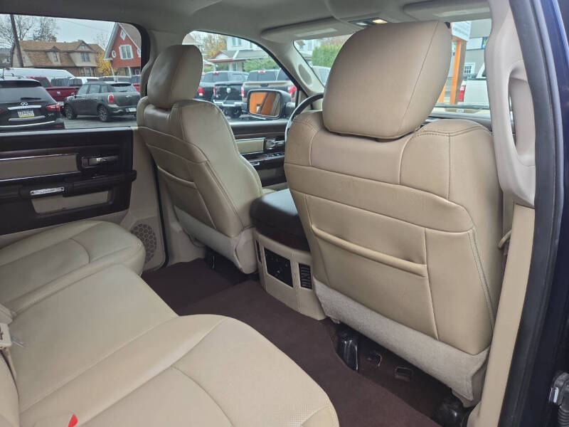 2015 RAM 1500 Laramie