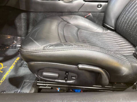 2004 Chevrolet Corvette