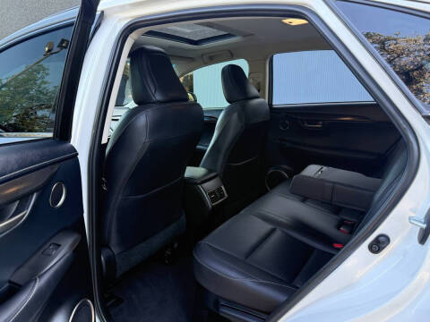 2017 Lexus NX 200t