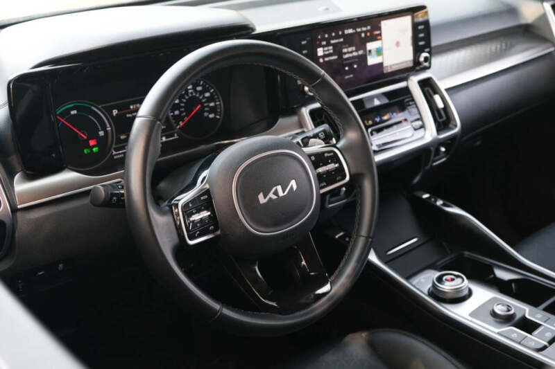 2022 Kia Sorento Hybrid S