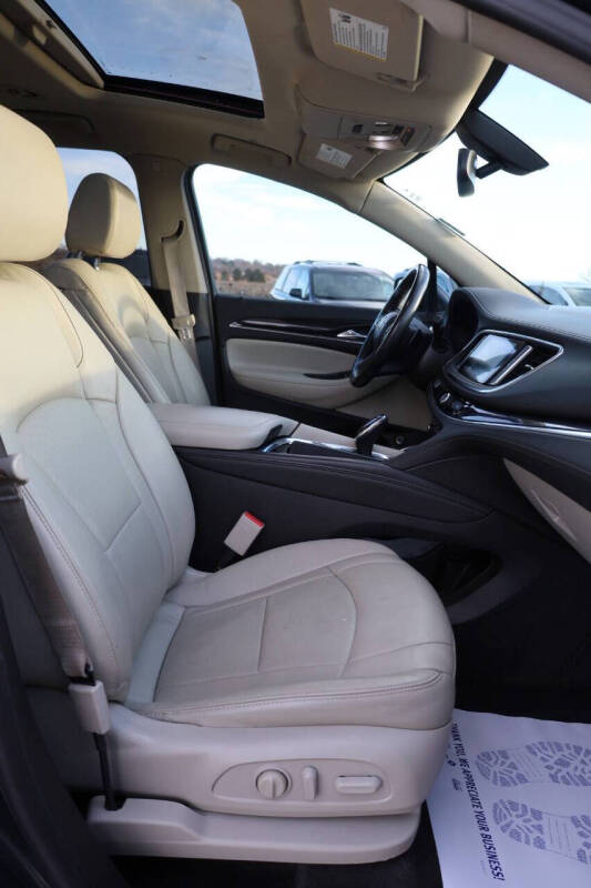 2019 Buick Enclave Essence