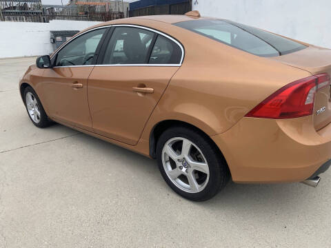 2013 Volvo S60 T5 Premier