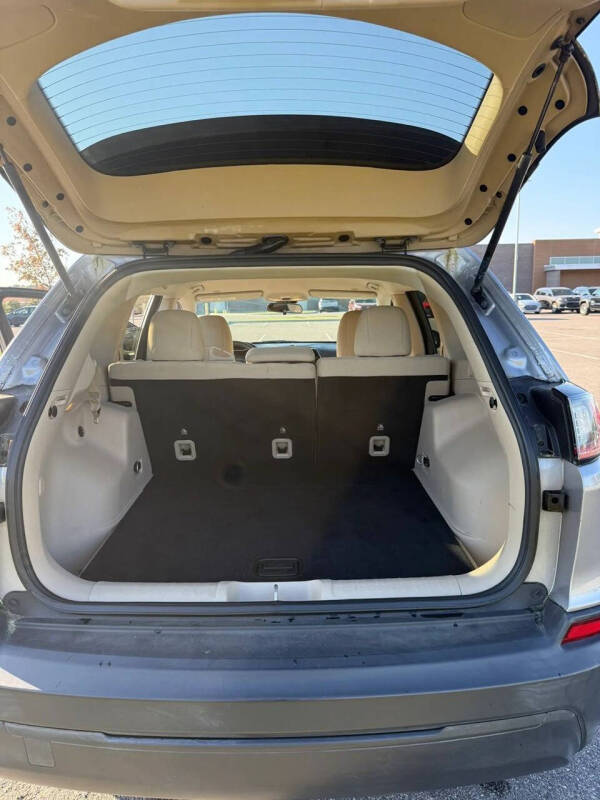 2019 Jeep Cherokee Latitude