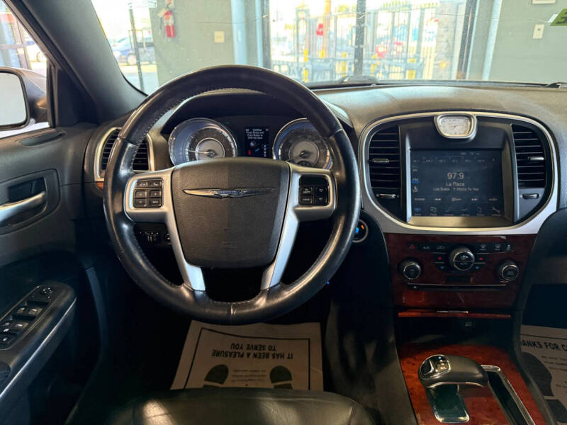 2013 Chrysler 300