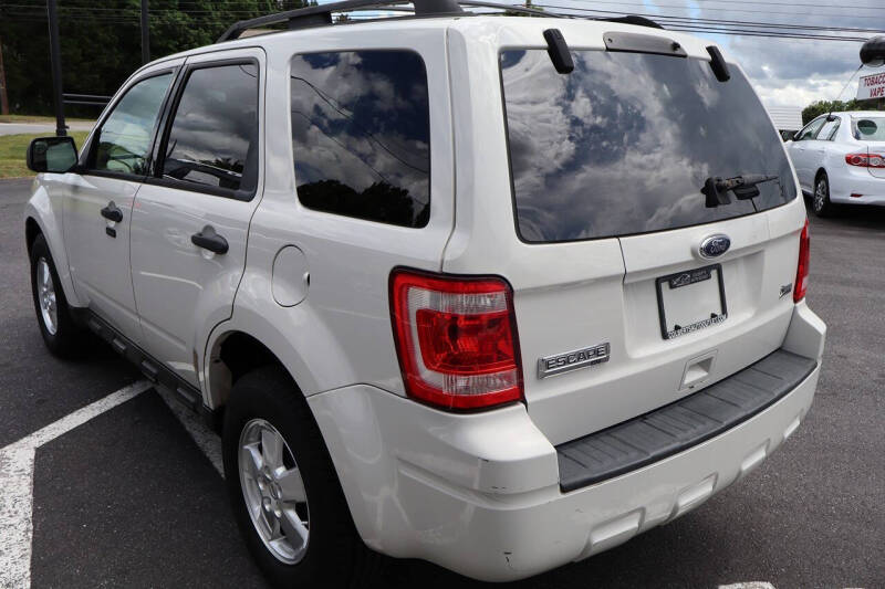 2011 Ford Escape XLT
