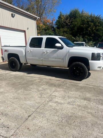 2013 Chevrolet Silverado 1500 for sale at Wolff Auto Sales in Clarksville TN
