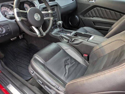 2012 Ford Mustang V6 Premium