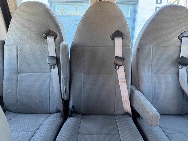 2012 Ford E-Series E-350 SD