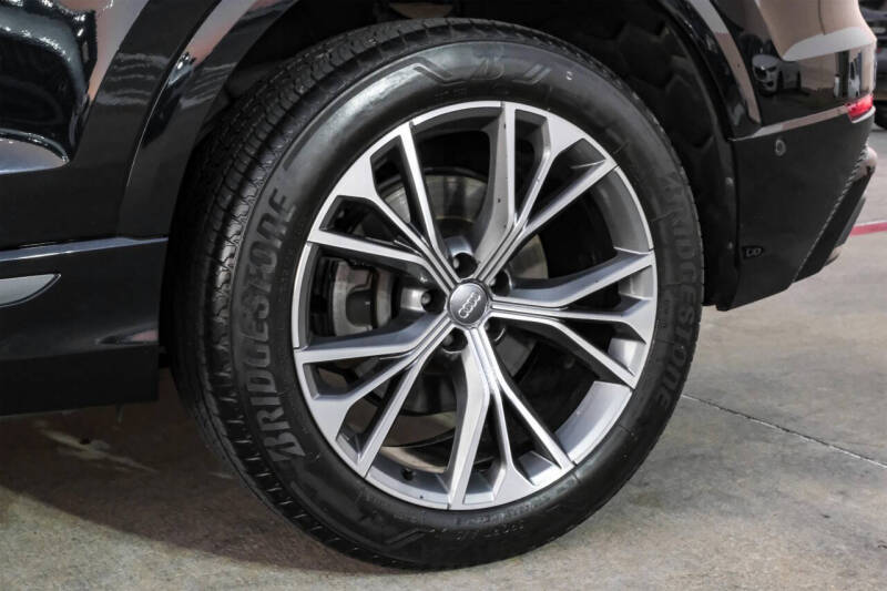 2020 Audi Q8 quattro Prestige 55 TFSI