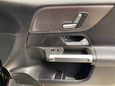 2021 Mercedes-Benz GLB GLB 250