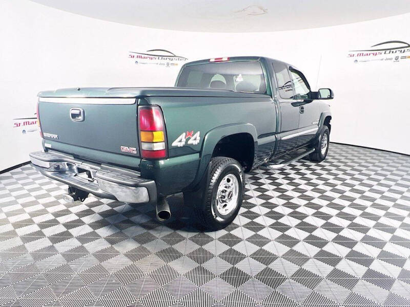 2004 GMC Sierra 2500HD