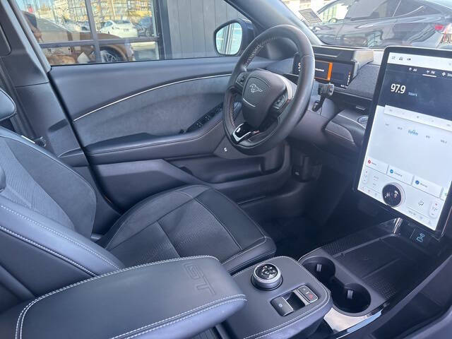 2022 Ford Mustang Mach-E GT