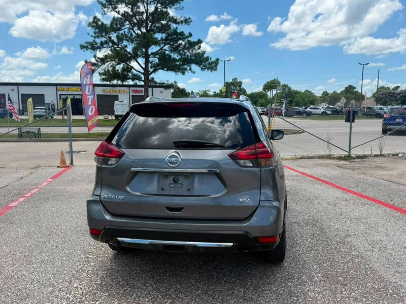 2019 Nissan Rogue SV