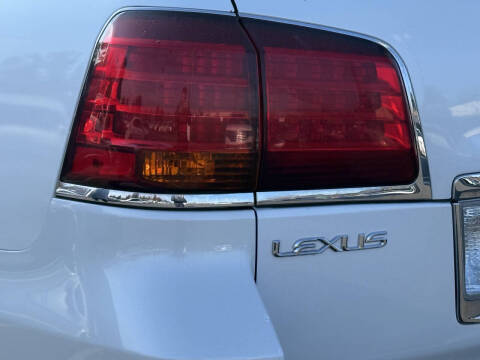 2010 Lexus LX 570