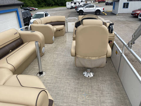 2018 Lowe Boats SS 210