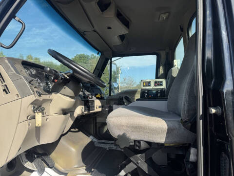 2005 Sterling LT 9500