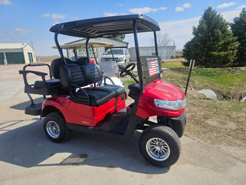 2018 E-Z-GO RXV Elite Custom